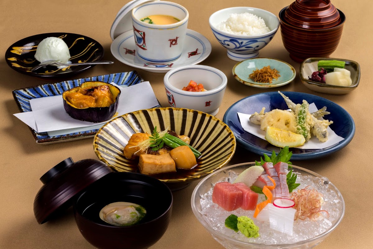 Shabu-Shabu Specialty Restaurant 'hiroshima Yagumo' Photos 2